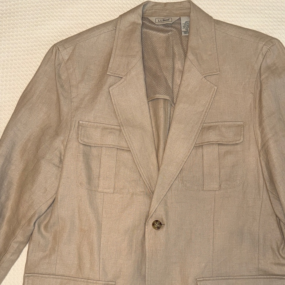 L.L. Bean Men's Tan 100% Linen Jacket with Flap Pockets